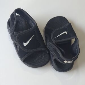 Nike Black Sporty Sandals with Velcro Closure Size 7 Toddler Baby